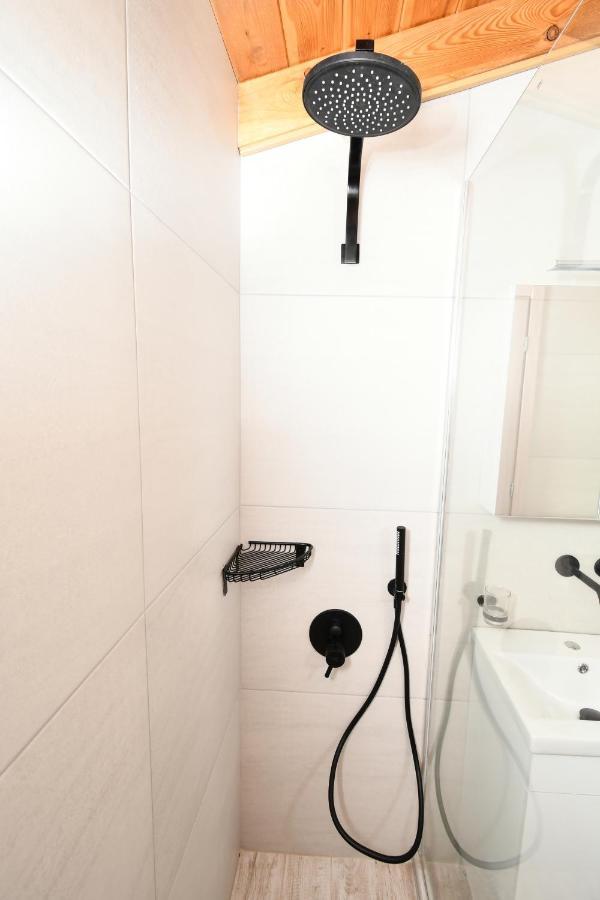 יואנינה Comfy And Stylish Apt2 מראה חיצוני תמונה