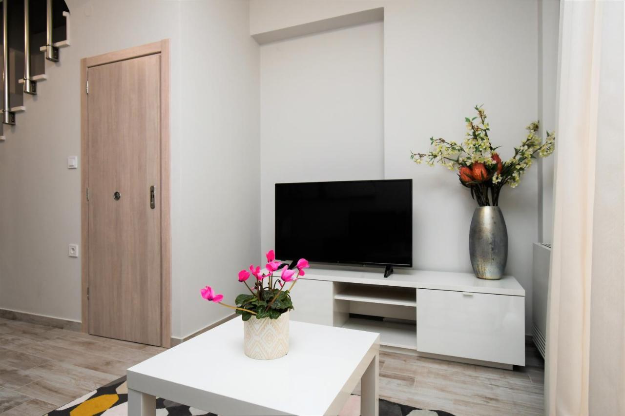 יואנינה Comfy And Stylish Apt2 מראה חיצוני תמונה