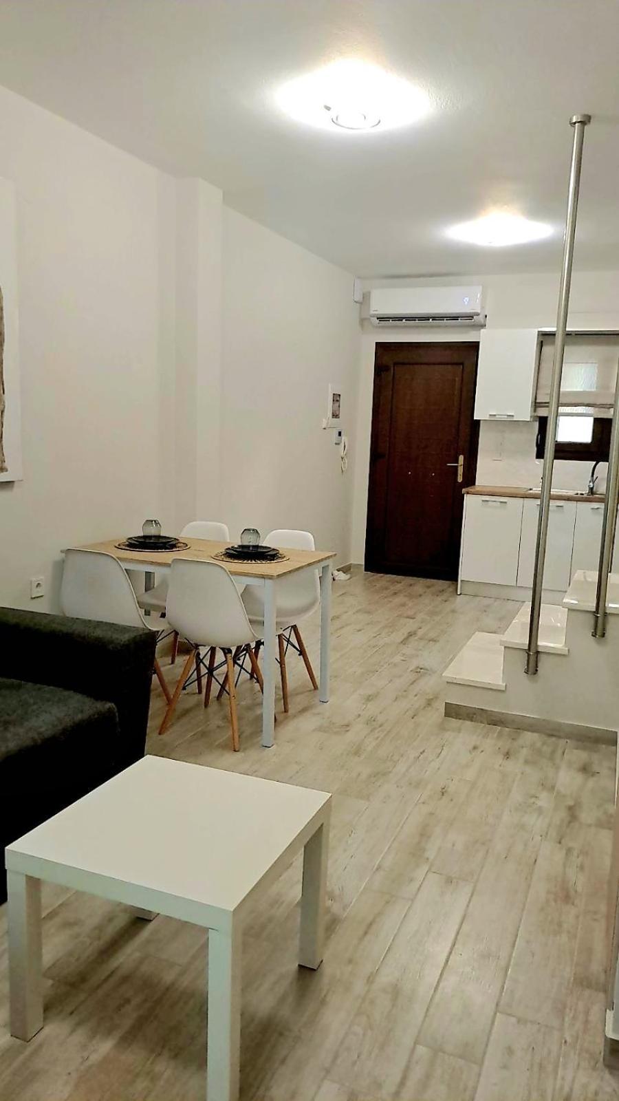 יואנינה Comfy And Stylish Apt2 מראה חיצוני תמונה